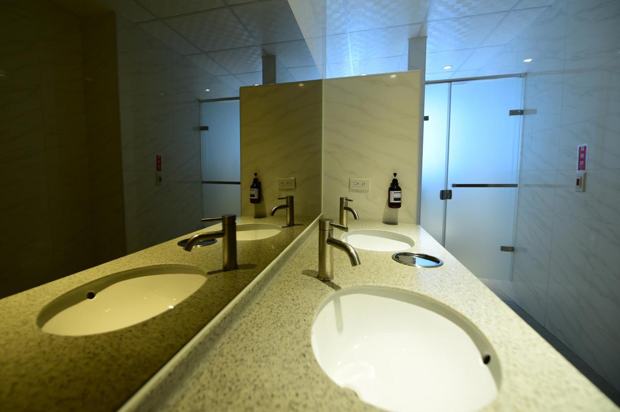 Luetel Hotel Xpark Gloria Outlets Shin Kong Cinemas Taoyuan Zewnętrze zdjęcie